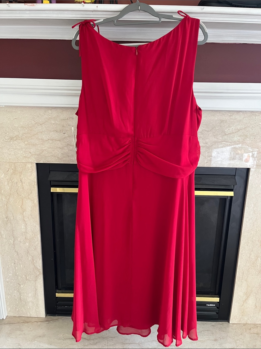 Connected Ruby V-Neck Chiffon Midi Dress - Picture 6 of 10